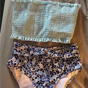 NEW - Bikini Size M (Retail $40) - Light Blue / Dark Blue